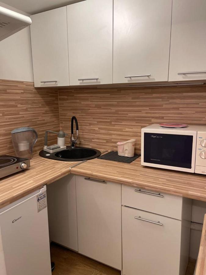 Maly Apartament Z Kuchnia I Lazienka Apartment Szczecin Exterior photo
