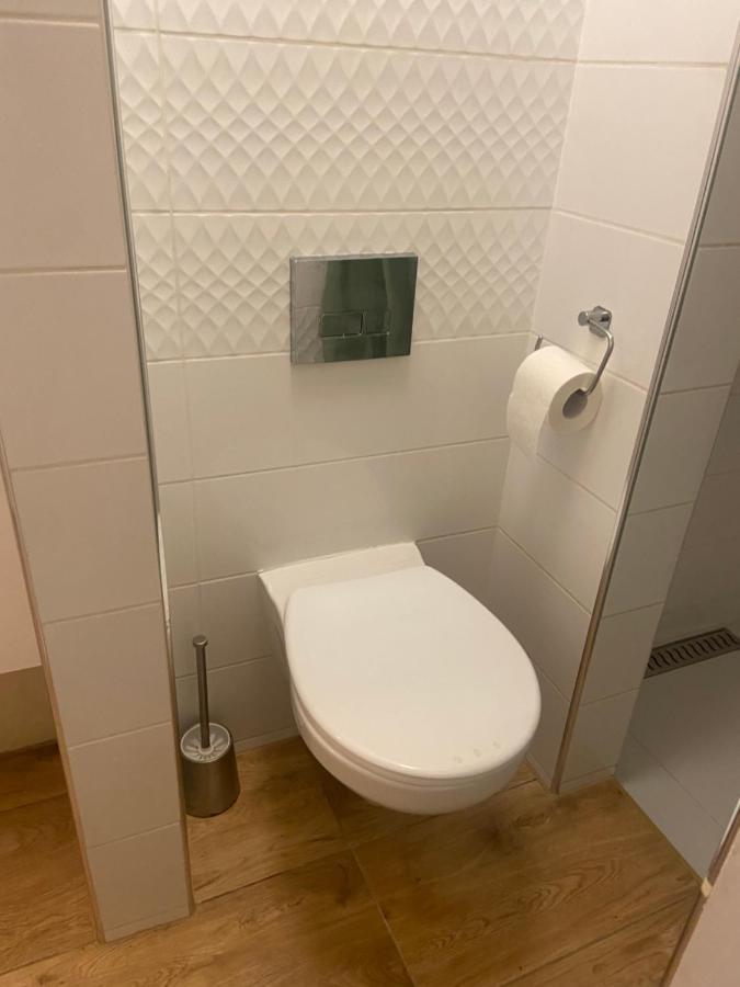 Maly Apartament Z Kuchnia I Lazienka Apartment Szczecin Exterior photo
