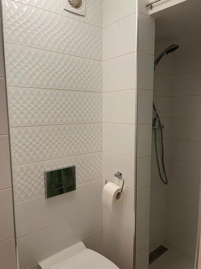 Maly Apartament Z Kuchnia I Lazienka Apartment Szczecin Exterior photo