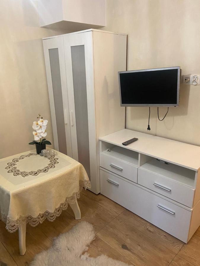 Maly Apartament Z Kuchnia I Lazienka Apartment Szczecin Exterior photo